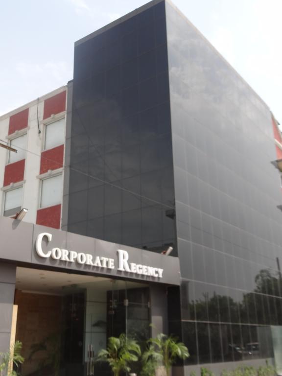 Hotel Corporate Regency Nové Dillí Exteriér fotografie