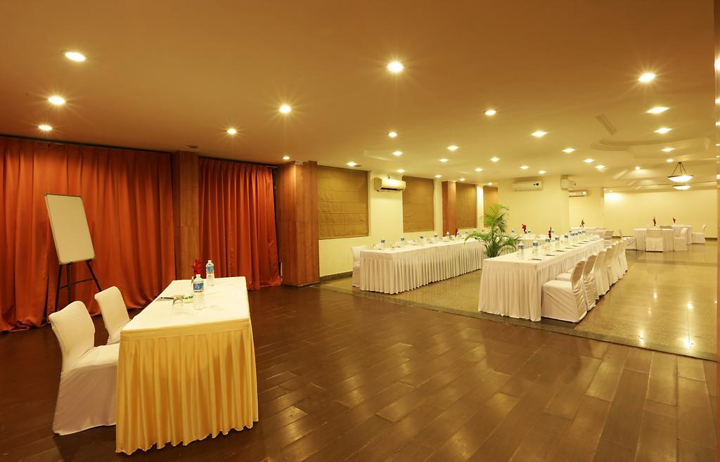 Hotel Corporate Regency Nové Dillí Exteriér fotografie