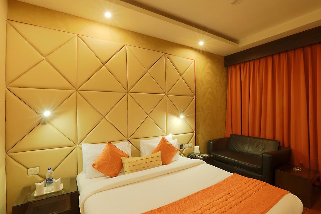 Hotel Corporate Regency Nové Dillí Exteriér fotografie