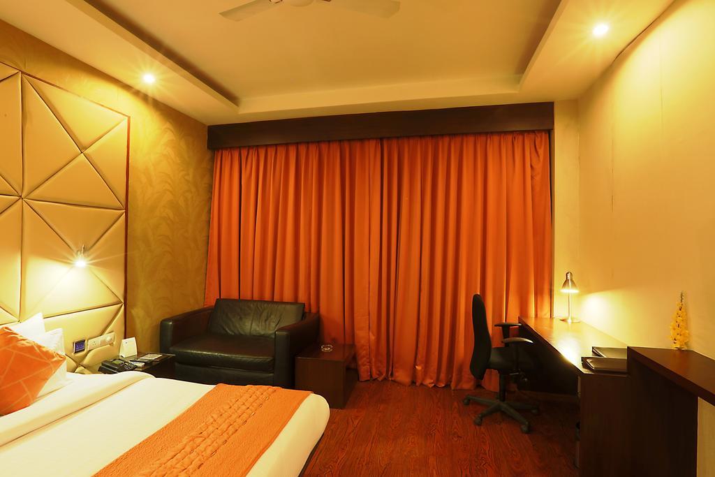 Hotel Corporate Regency Nové Dillí Exteriér fotografie