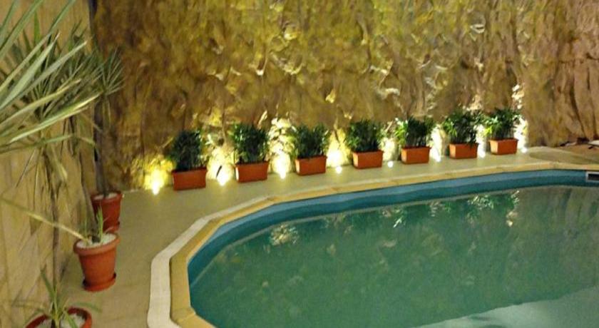 Hotel Corporate Regency Nové Dillí Exteriér fotografie